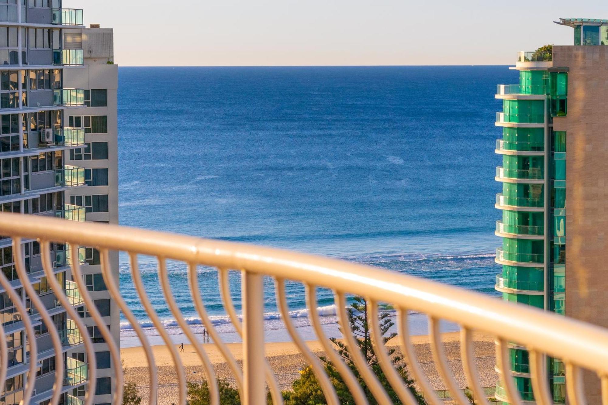 Aegean Resort Apartments Gold Coast Exterior photo